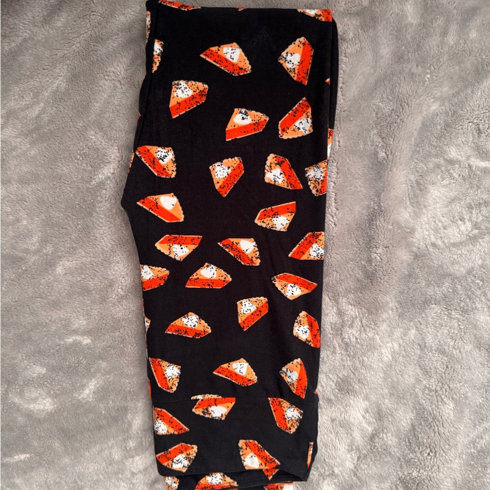 RARE HTF Lularoe pumpkin pie slice Thanksgiving leggings one size OS